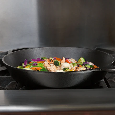 15 Inch Cast Iron Skillet \ L14SK3
