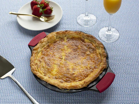 Pie Pan With Silicone Grips \ BW9PIEA1
