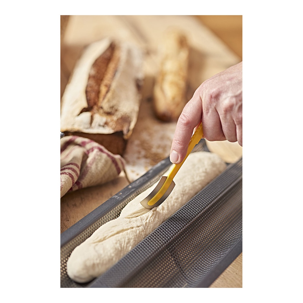 DOUBLE BAGUETTE PERFORIERT BAKING TRAY \4713.02