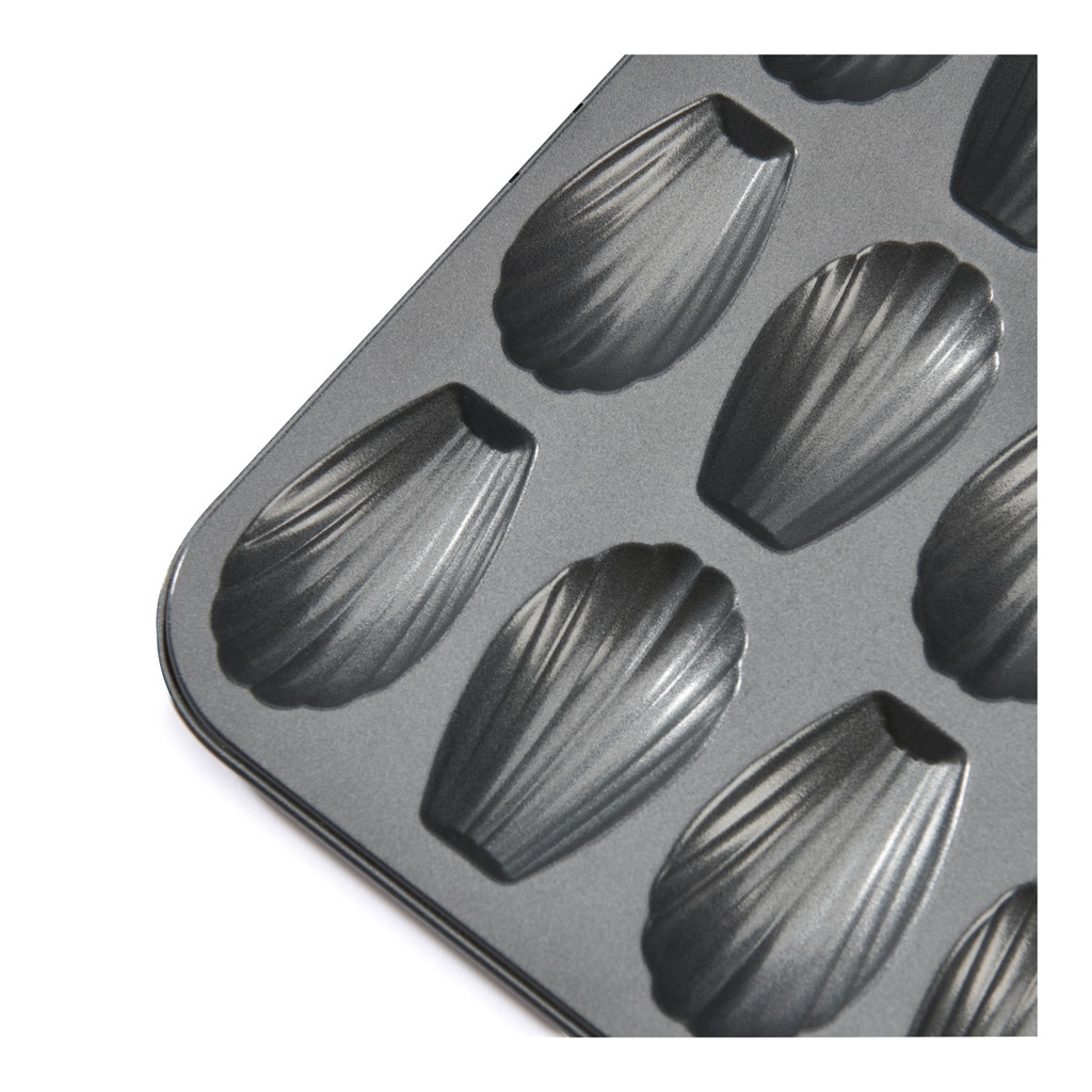 12 MADELEINES BAKING TRAY 7x4x1.5cm - 20x26cm \4710.12