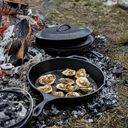 13.25In Wildlife Iron Turkey Skillet\L12SKWLTKY