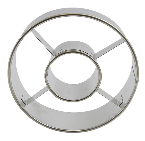 STAMPO TAGLIAPASTA ROTONDO LISCIO CON FORO 8.5cm \ 9174085